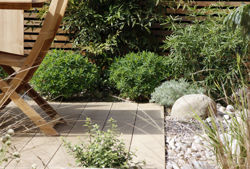 decking used by greencube as a social space in or chislehurst, kent garden design